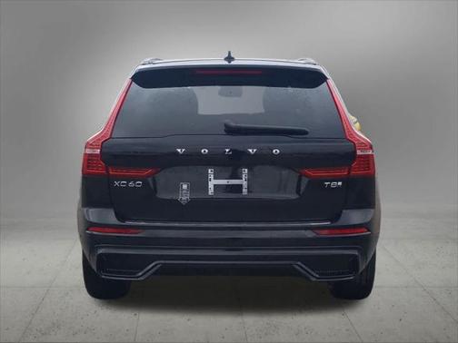 2025 Volvo XC60 Plug-In Hybrid Plus
