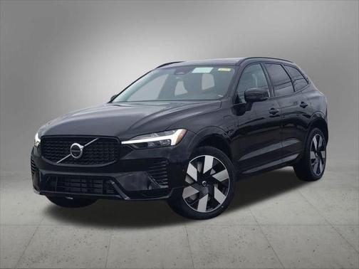2025 Volvo XC60 Plug-In Hybrid Plus
