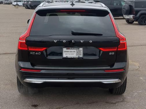 Onyx Black Metallic 2023 Volvo XC60 B5 Plus Bright Theme