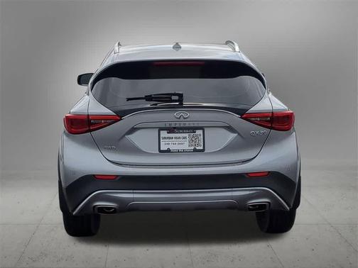 2018 INFINITI QX30 ESSENTIAL