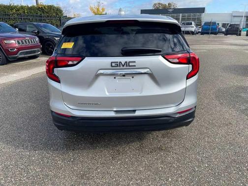 2020 GMC Terrain SLE