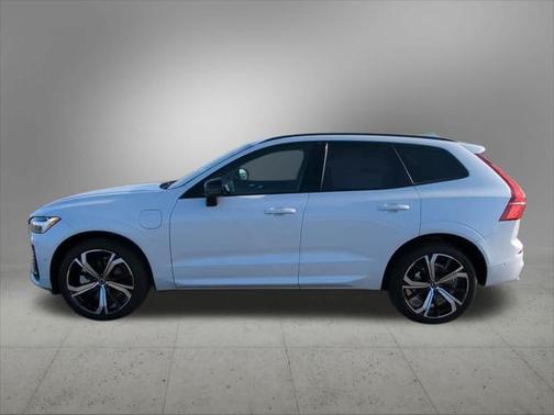 2025 Volvo XC60 Plug-In Hybrid Ultra