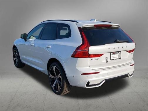 2025 Volvo XC60 Plug-In Hybrid Ultra