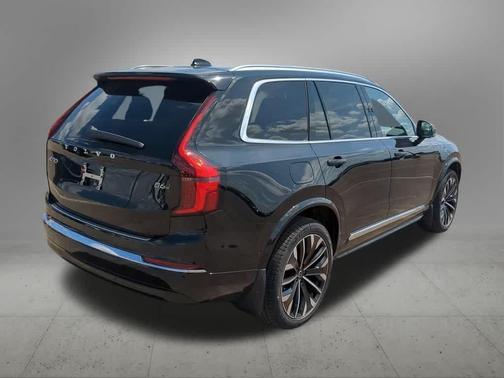 Black 2027 Volvo XC90 PLUS