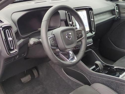 2022 Volvo C40 Recharge Pure Electric P8 Ultimate