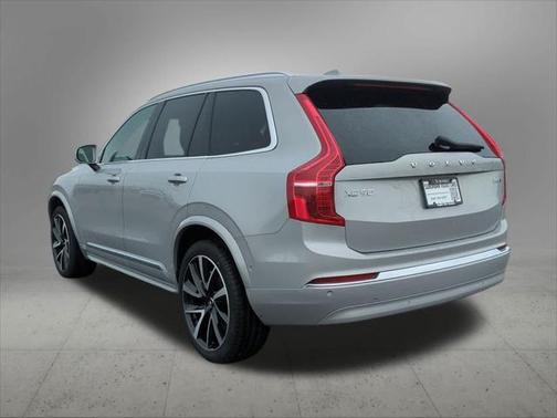 2024 Volvo XC90 B5 Plus Bright Theme