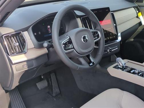 2026 Volvo XC90 Plus, B5 AWD Gas (mild hybrid), Gasoline, Bright, 7 Seats