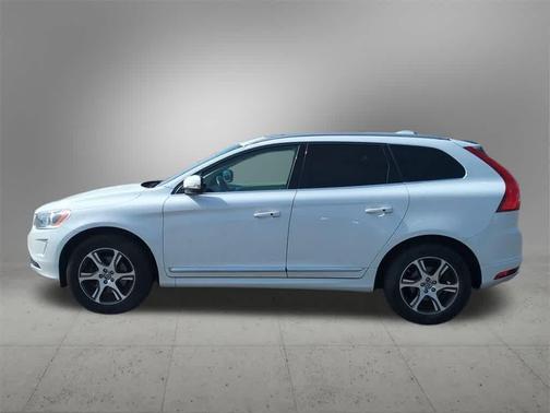 2014 Volvo XC60 T6 R-Design