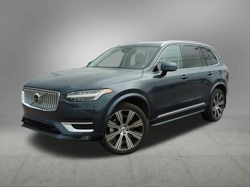 2025 Volvo XC90 B6 Plus 7-Seater