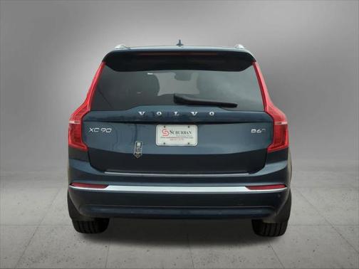 2025 Volvo XC90 B6 Plus 7-Seater