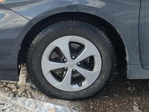 2014 Toyota Prius Four