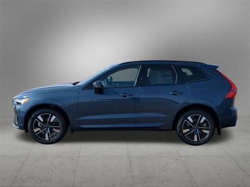 2026 Volvo XC60 B5 Core