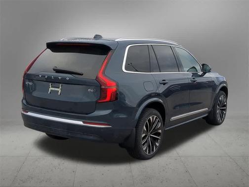 2026 Volvo XC90 Ultra, B6 AWD Gas (mild hybrid), Gasoline, Bright, 7 Seats