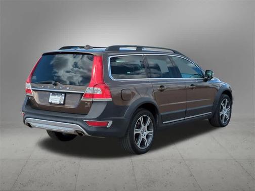 2015 Volvo XC70 T6