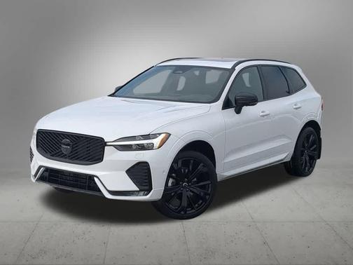 2026 Volvo XC60 B5 Ultra Black Edition