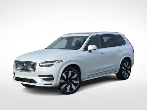 2025 Volvo XC90 Plug-In Hybrid T8 Plus 6-Seater