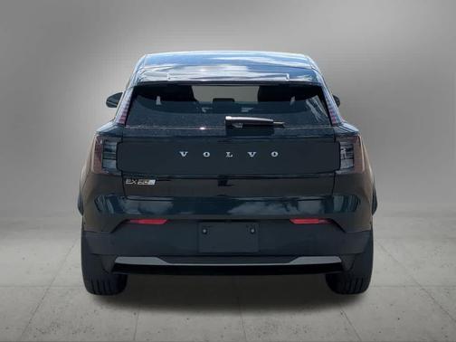 Onyx Black Metallic 2026 Volvo EX30 Cross Country Ultra, Twin Motor Performance, Fully electric