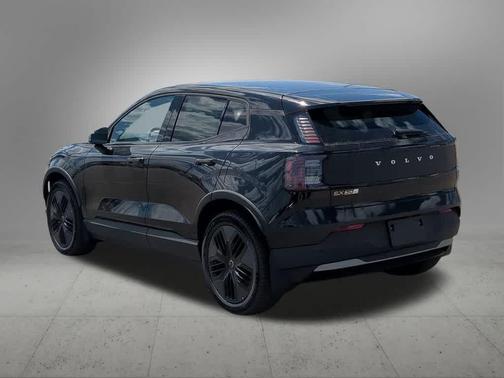 Onyx Black Metallic 2026 Volvo EX30 Cross Country Ultra, Twin Motor Performance, Fully electric