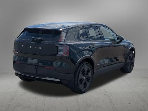 Onyx Black Metallic 2026 Volvo EX30 Cross Country Ultra, Twin Motor Performance, Fully electric