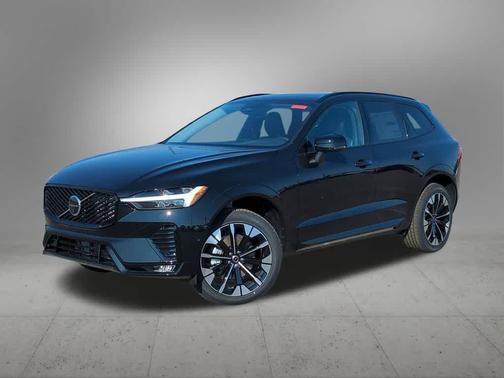 Onyx Black Metallic 2026 Volvo XC60 B5 Plus