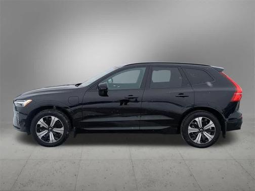 2025 Volvo XC60 Plug-In Hybrid T8 Core
