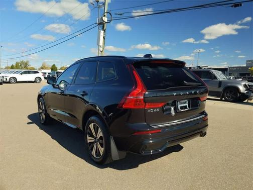 2025 Volvo XC60 Plug-In Hybrid T8 Core