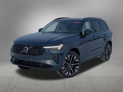 2026 Volvo XC90 Ultra Dark Theme, B6 AWD Gas (mild hybrid), Gasoline, 7 Seats