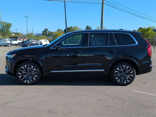 2026 Volvo XC90 B6 Plus 7-Seater