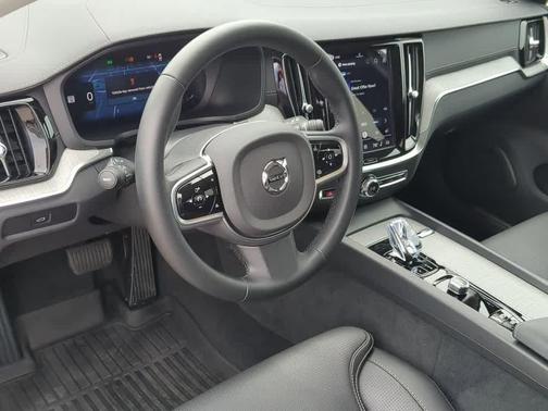 Aurora Silver 2026 Volvo V60 Cross Country Ultra, B5 AWD Gas (mild hybrid)