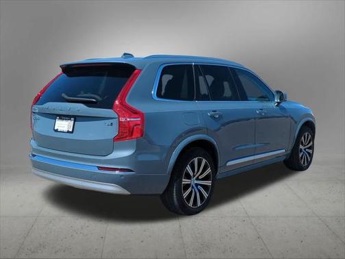 2022 Volvo XC90 T6 Inscription