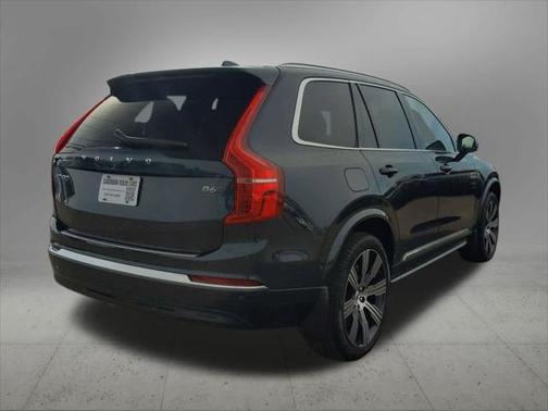 2025 Volvo XC90 B6 Plus 7-Seater