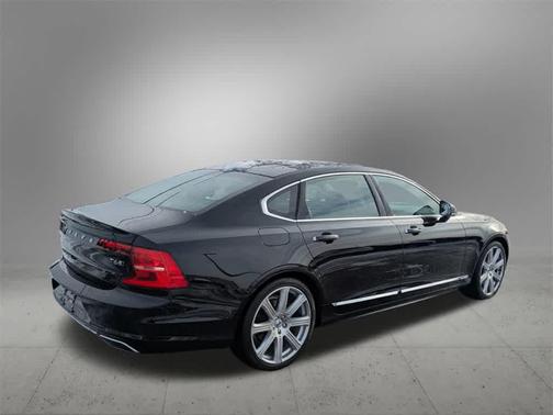 2019 Volvo S90 T6 Inscription
