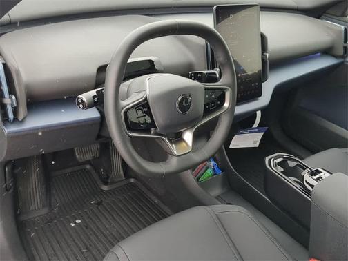 2025 Volvo EX30 Plus Twin Motor Performance, Fully electric
