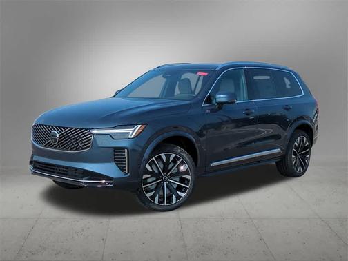 2026 Volvo XC90 B5 Plus 7-Seater