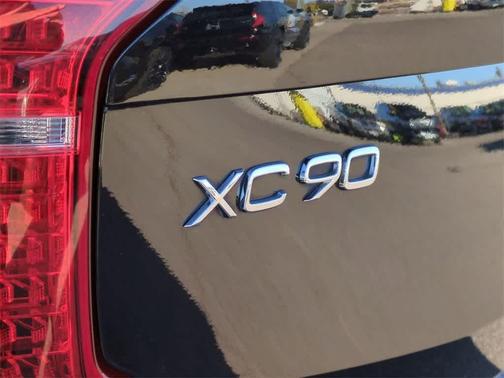 2019 Volvo XC90 Hybrid T8 Inscription