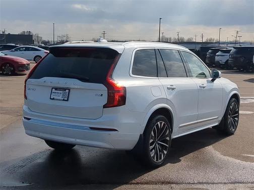 2026 Volvo XC90 Plus, B6 AWD Gas (mild hybrid), Gasoline, Bright, 7 Seats