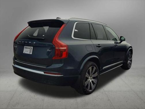 2025 Volvo XC90 Plus