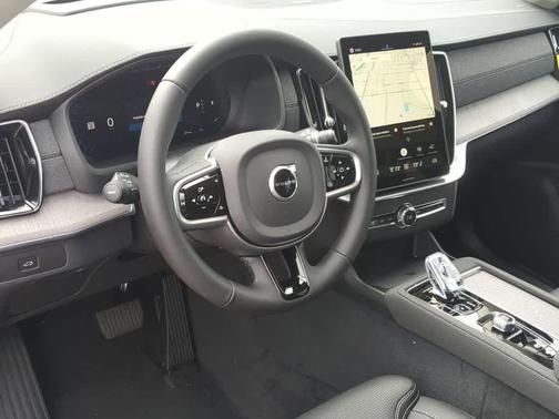 Onyx Black Metallic 2026 Volvo XC90 Ultra, B6 AWD Gas (mild hybrid), Gasoline, Bright, 7 Seats