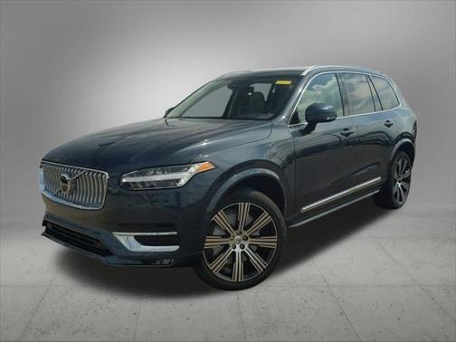 2025 Volvo XC90 B6 Plus 7-Seater