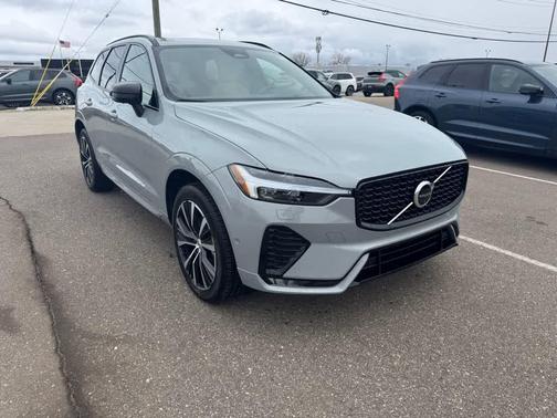Gray 2025 Volvo XC60 B5 Ultra