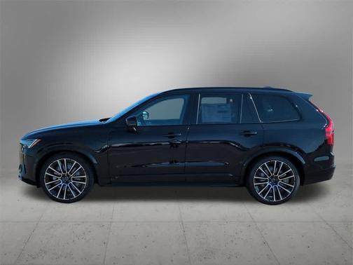 2026 Volvo XC90 B6 Ultra Dark Theme 7-Seater