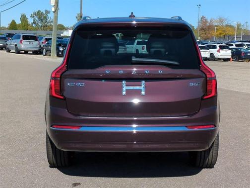 2026 Volvo XC90 B6 Plus 6-Seater