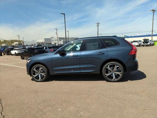 2025 Volvo XC60 B5 Ultra