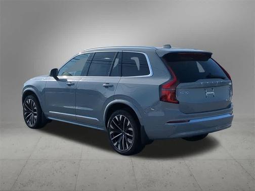 2026 Volvo XC90 B6 Ultra 7-Seater