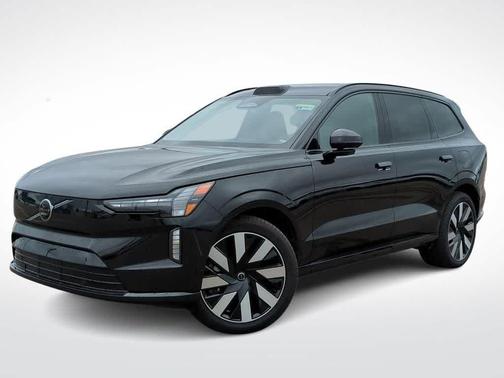 Onyx Black Metallic 2025 Volvo EX90 Ultra, Twin Motor, Fully electric, 7 Seats