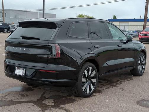 Onyx Black Metallic 2025 Volvo EX90 Ultra, Twin Motor, Fully electric, 7 Seats