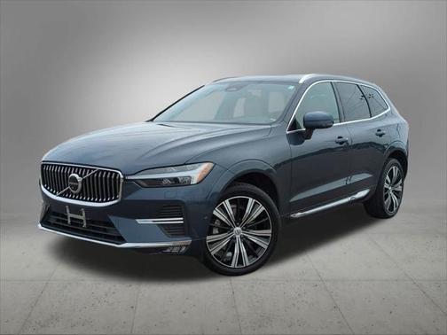 2022 Volvo XC60 B6 Inscription