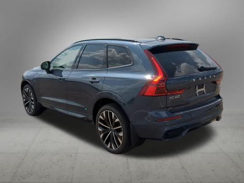 Blue 2026 Volvo XC60 Plug-In Hybrid T8 Ultra