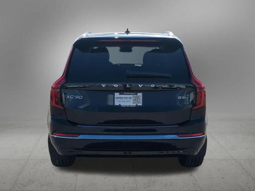 2026 Volvo XC90 Plus, B6 AWD Gas (mild hybrid), Gasoline, Bright, 7 Seats