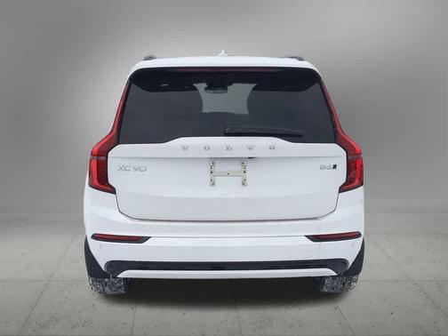 2026 Volvo XC90 Ultra Dark Theme, B6 AWD Gas (mild hybrid), Gasoline, 7 Seats